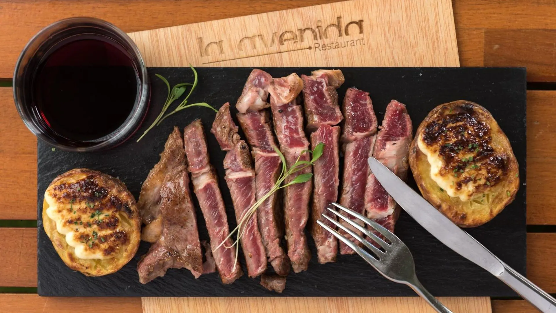 Four Points By Sheraton Barcelona Diagonal 4*,  Hiszpania