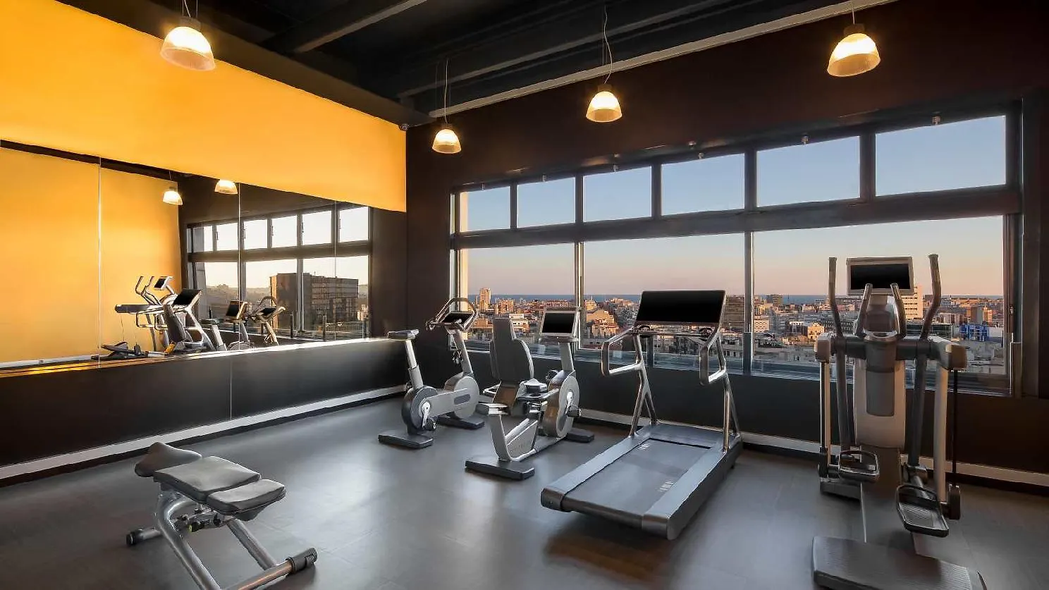 Four Points By Sheraton Barcelona Diagonal 4*,  Hiszpania